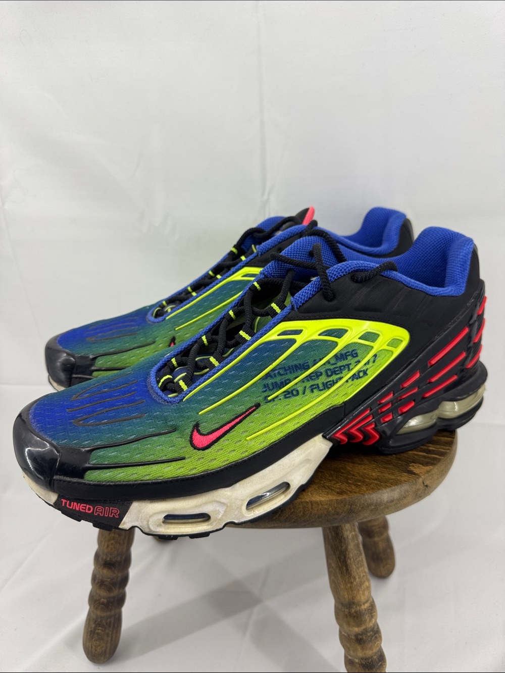 Nike Mens Air Max Plus3 "Catching Fire" Tuned Running Shoes in Blue, Neon, sz 12